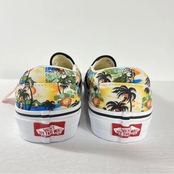 Vans Classic Slip-On Aloha Sneakers - Picture 3 of 6